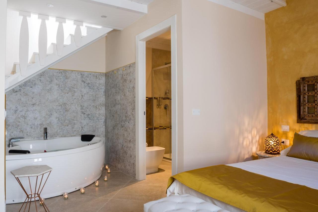 Moon'S Tower Suite&Rooms بورتوسكوسو المظهر الخارجي الصورة